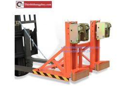 Bộ kẹp thùng phuy đôi có đai DG 1000B
